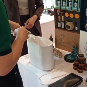 Máy tạo ẩm GOMAN GM-WH332W thực tế